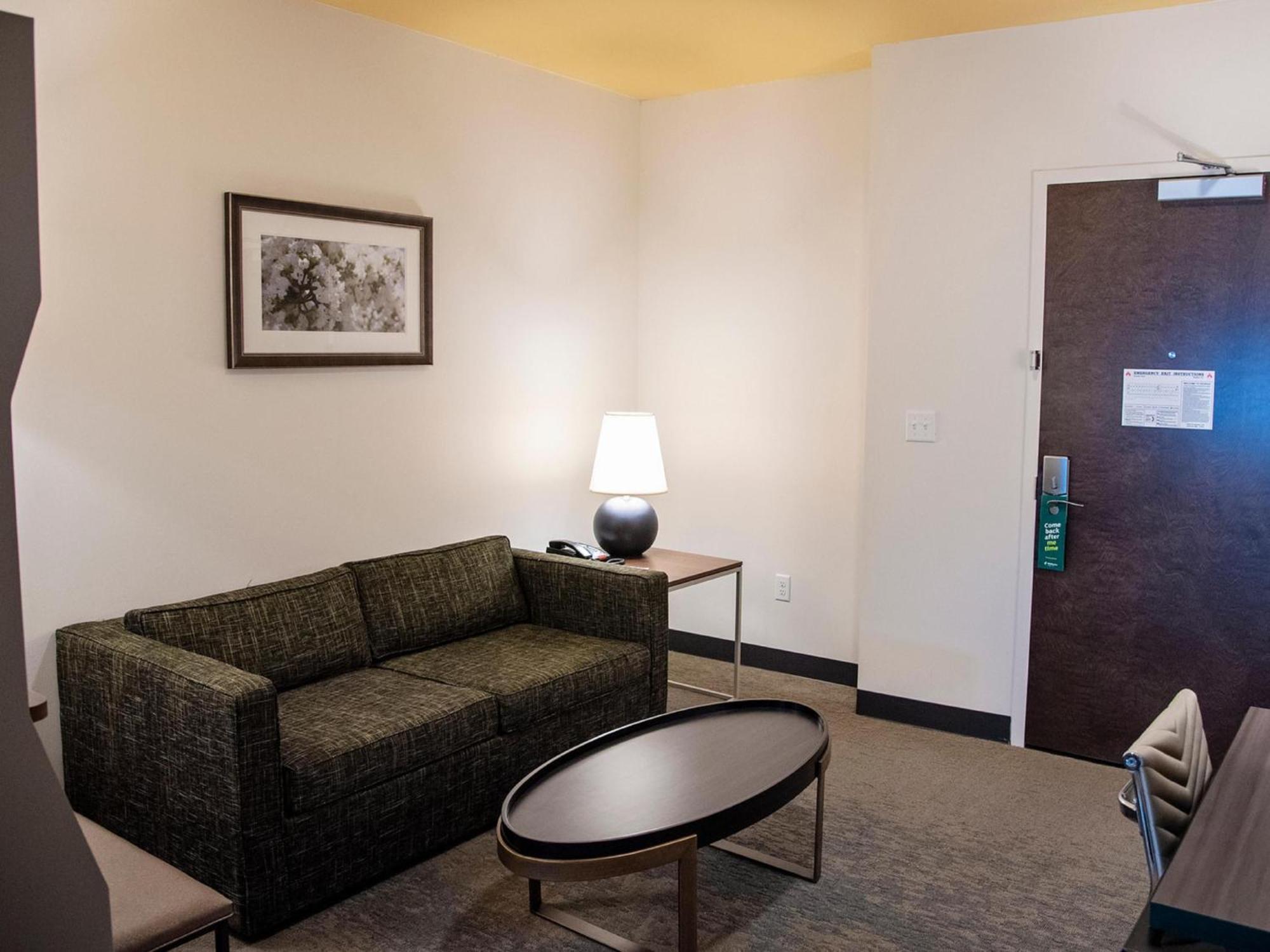 Holiday Inn & Suites - Savannah Airport - Pooler By Ihg Exterior photo